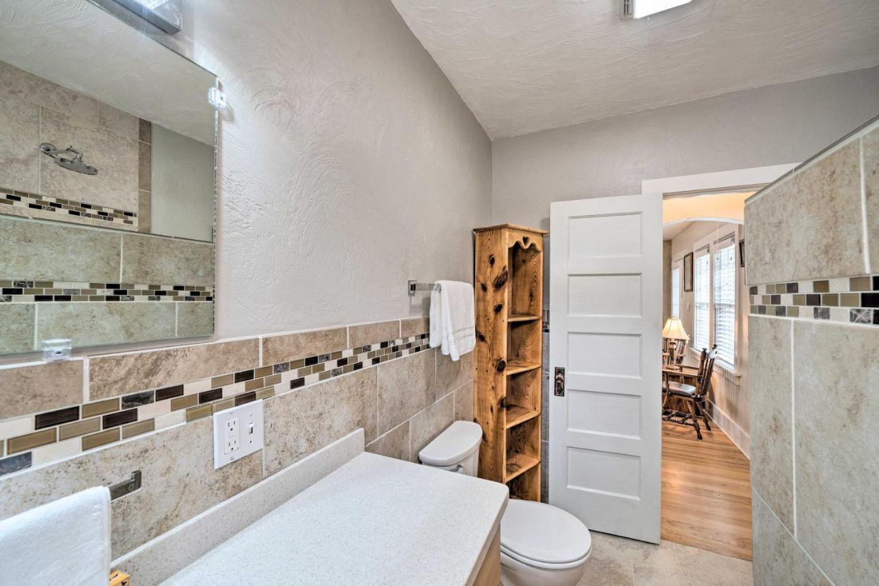 Holiday home Well-equipped 2 Miles To Rodeo! *